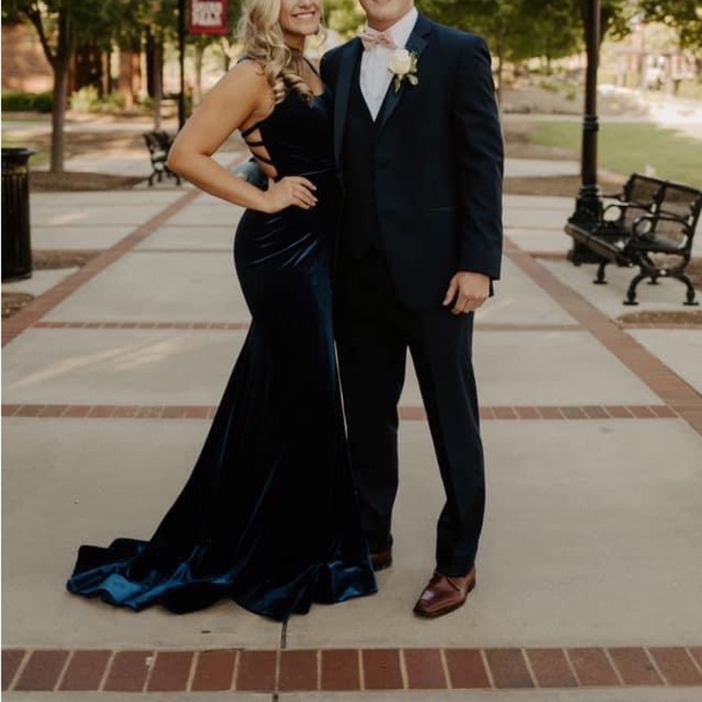 Sherri hill velvet gown